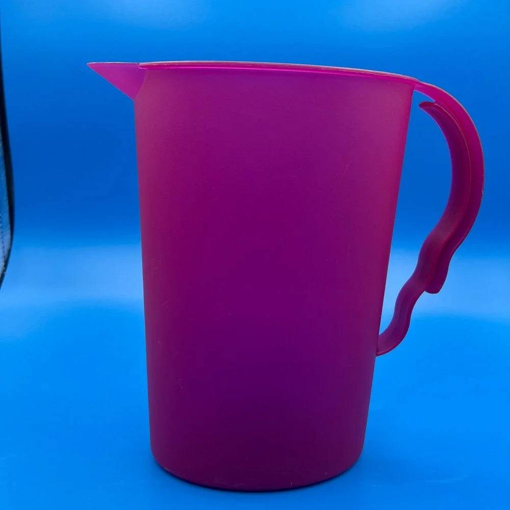 Tupperware Impressions 2 Qt Slim Refrigerator Pitcher Purple Pink Berry